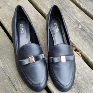 Michael Kors flats size 6 black